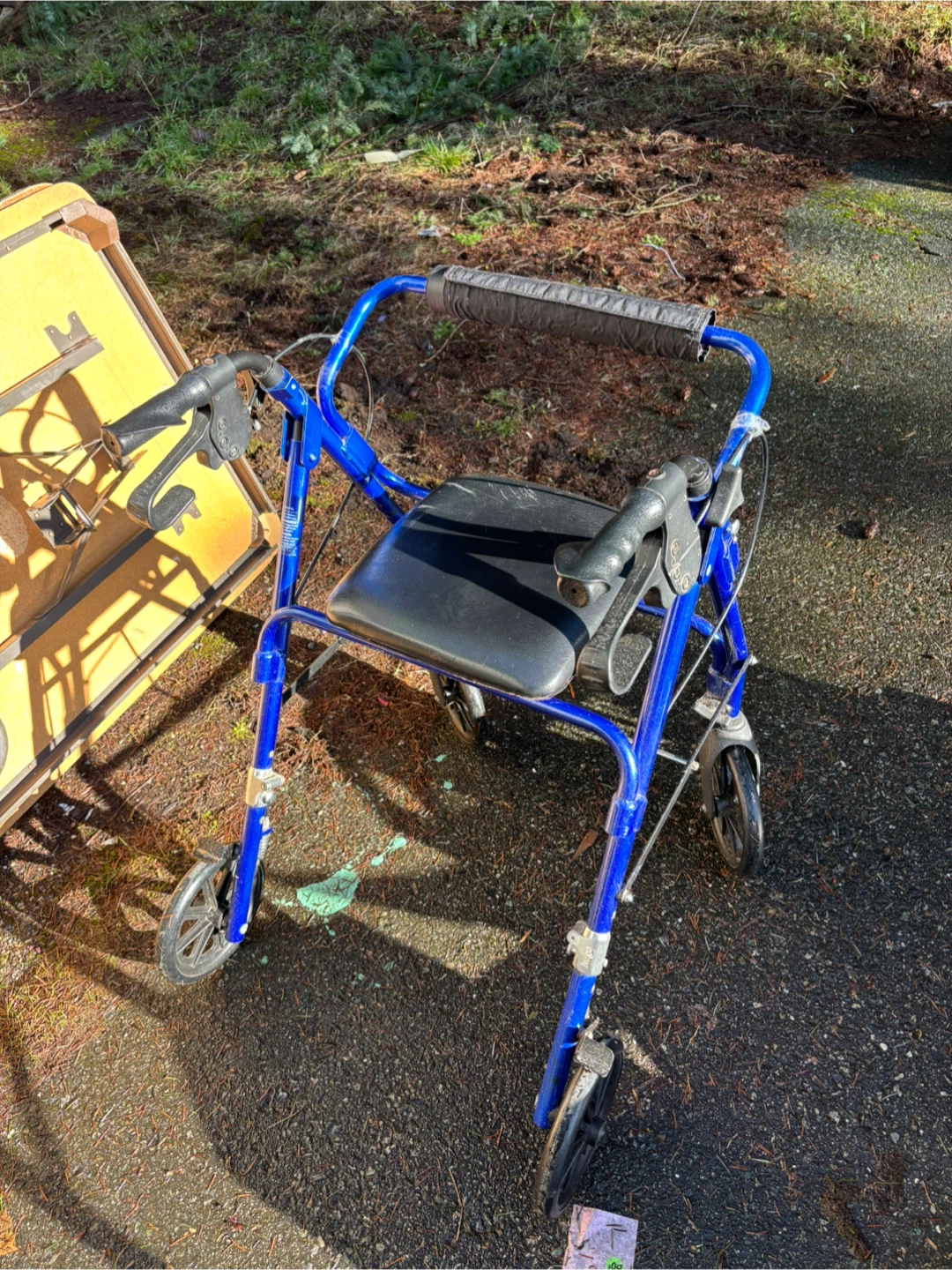 Hugo Rollator Walker - Blue - photo 2
