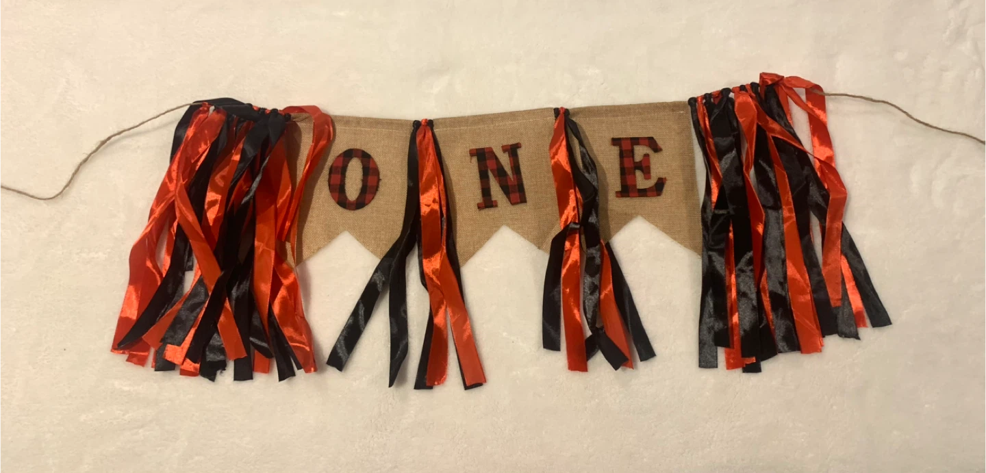 Red & Black Plaid 'One' Cake Topper & Banner - photo 3