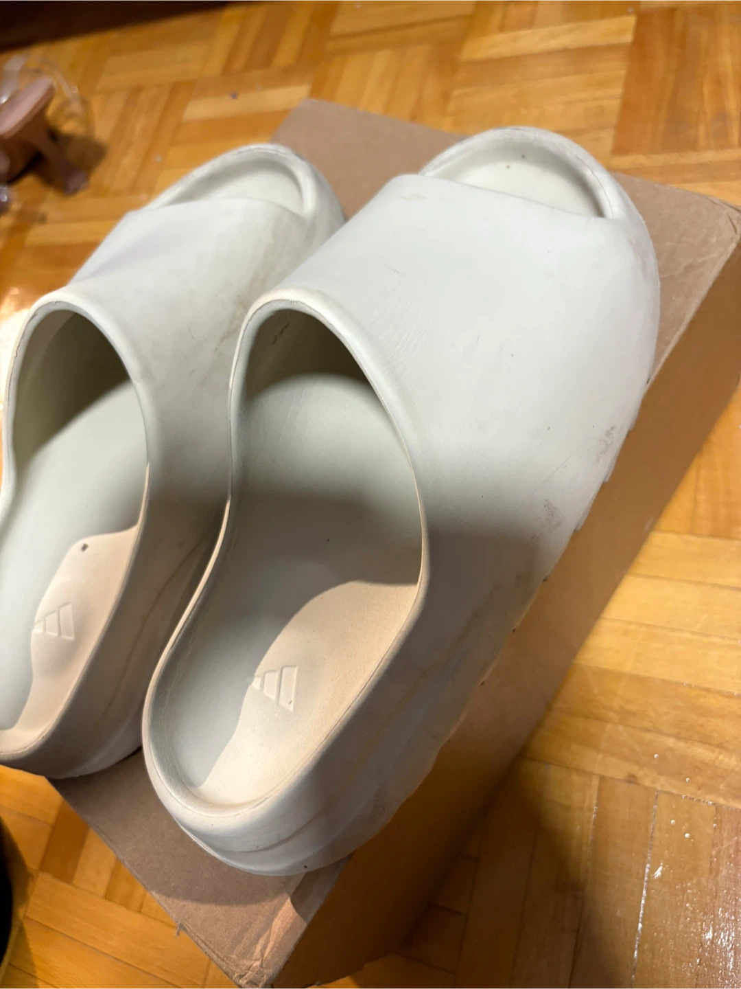 Adidas Yeezy Slide - photo 2