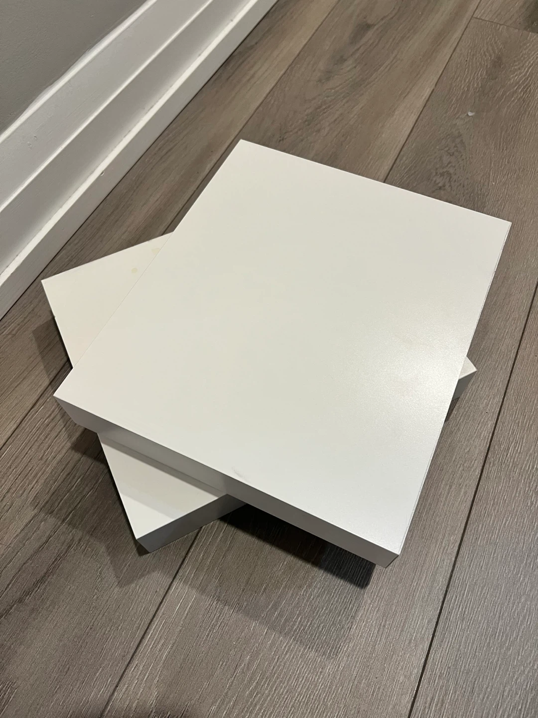 Moving sale - Set of 2 IKEA LACK wall shelves - photo 2