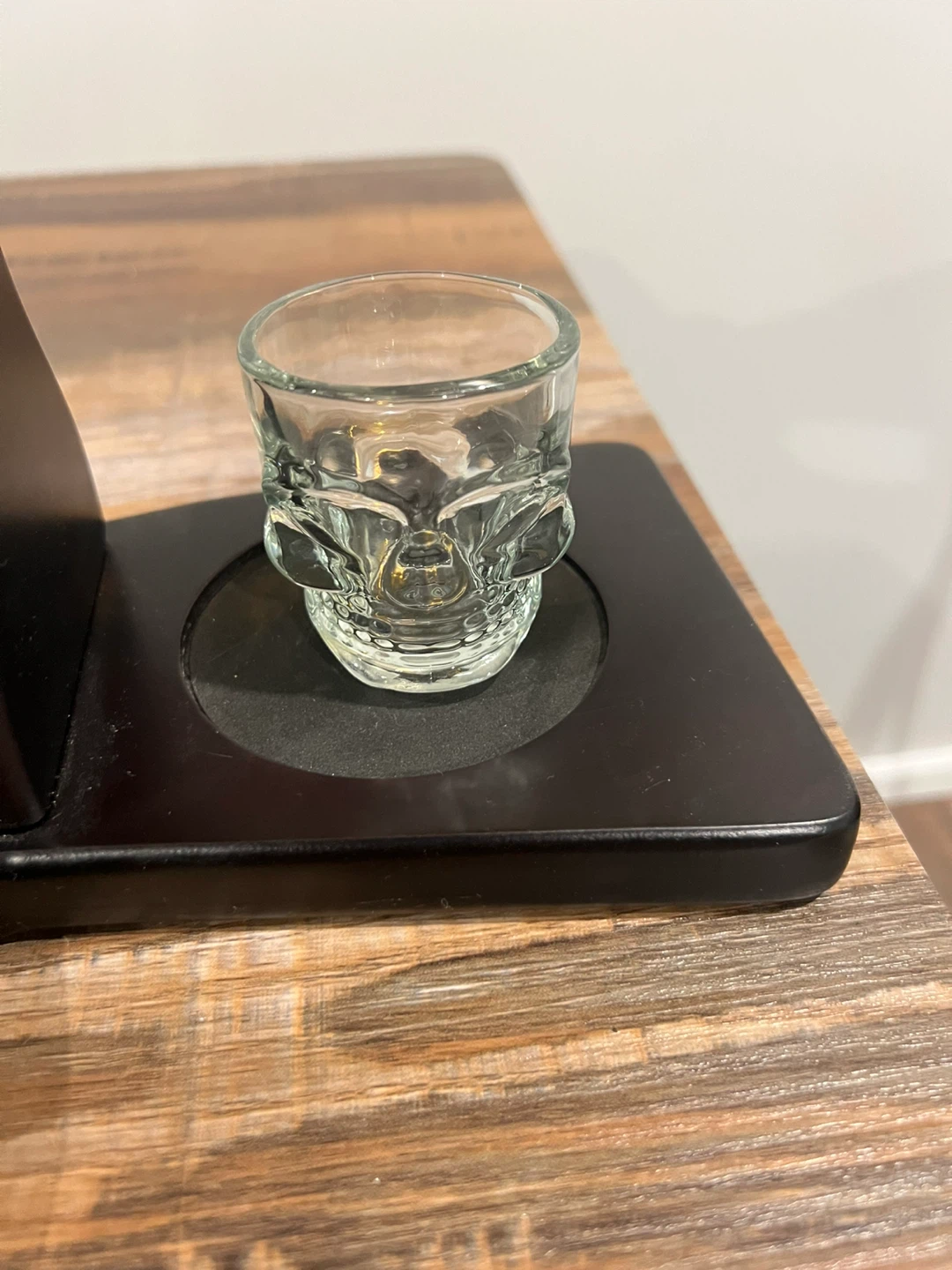 Gun Decanter Set with Skull Shot Glasses - photo 2