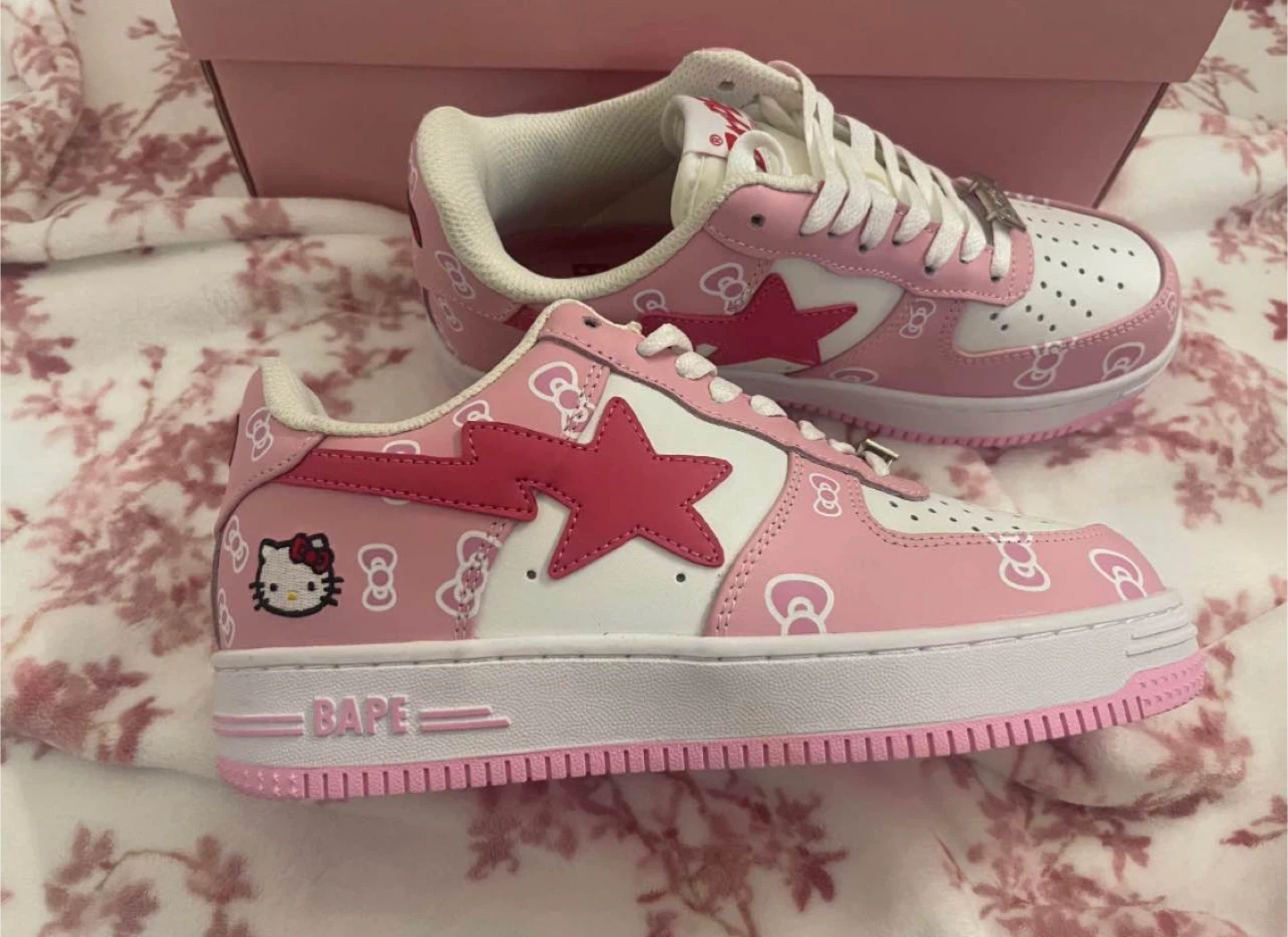BAPE x Hello Kitty RARE Sneakers - Size 9 Women’s - photo 3