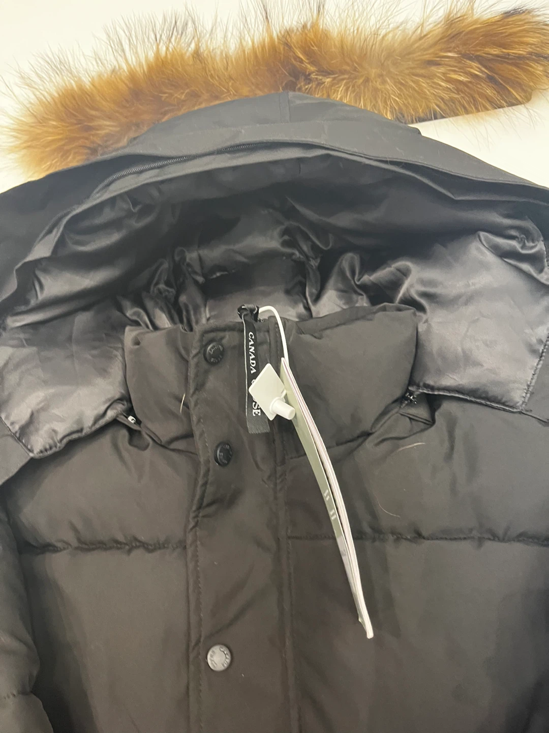 Canada Goose Black Puffer Jacket - Size L - photo 4