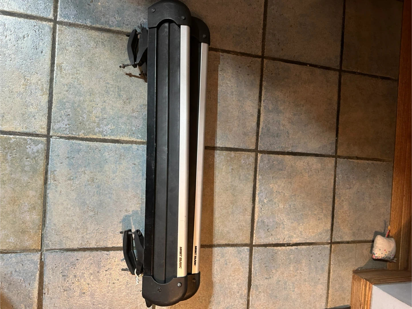 ski / snowboard rack