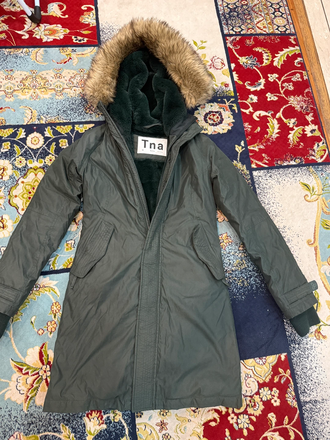 TNA Summit Parka - XS