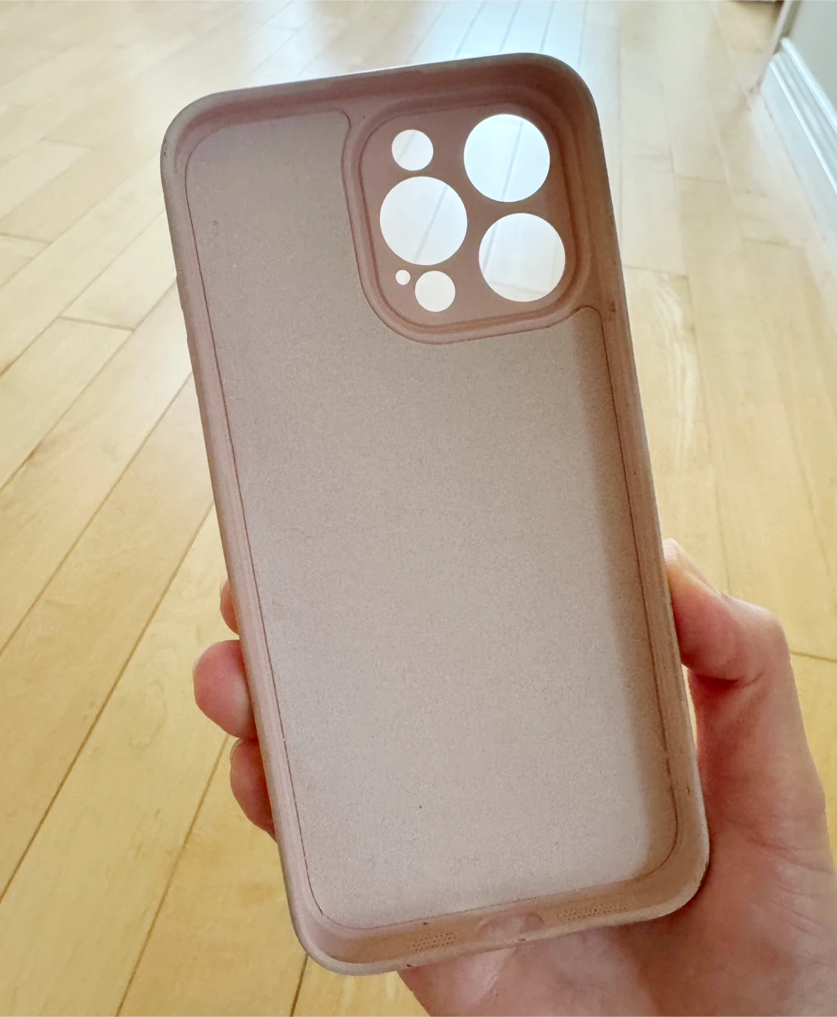FREE iPhone 15 Pro Max Cellphone Silicone Plastic Case - photo 2