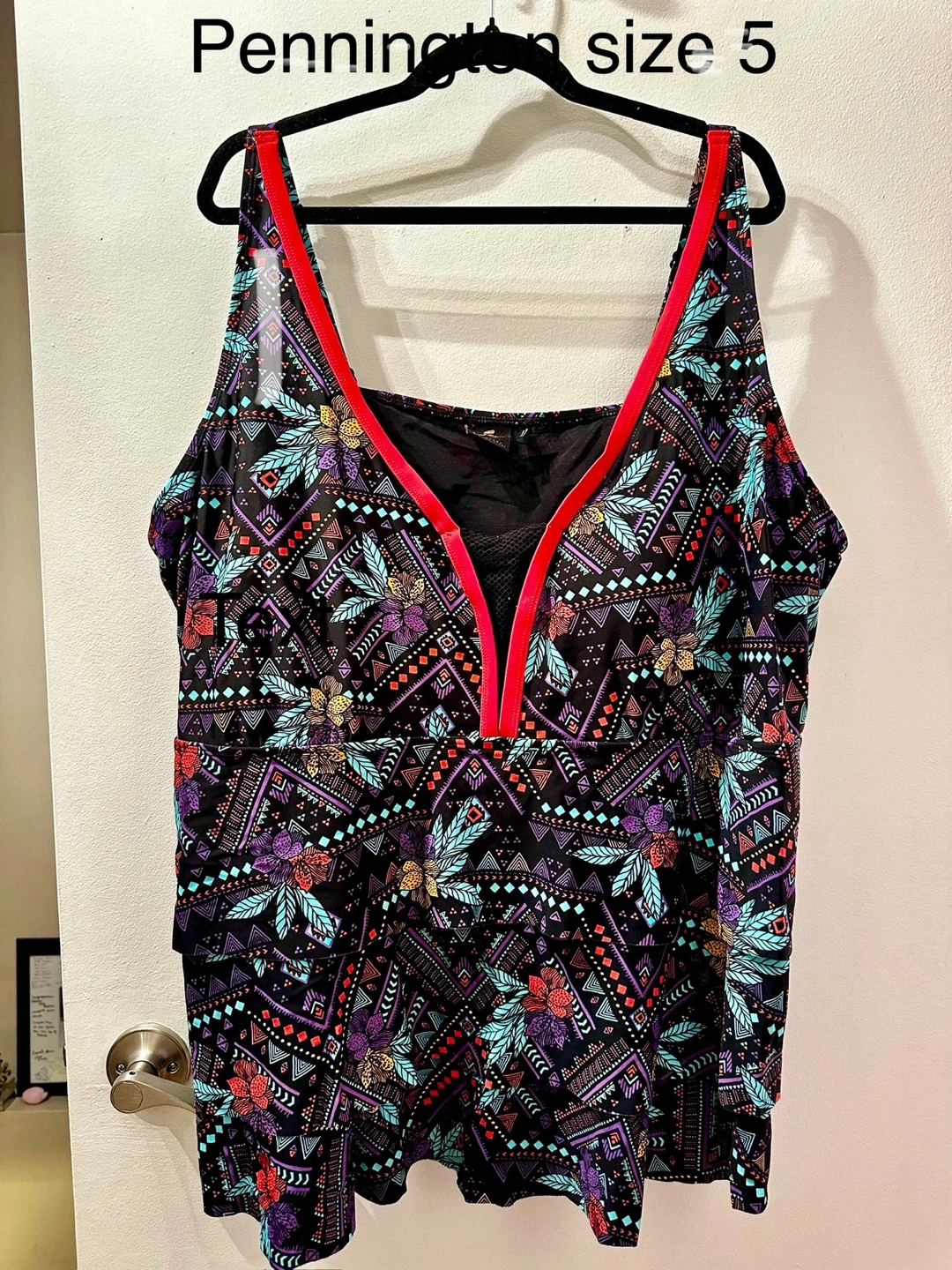 Penningtons & Torrid Tankini Tops - Sizes 4, 5, 6 - photo 4