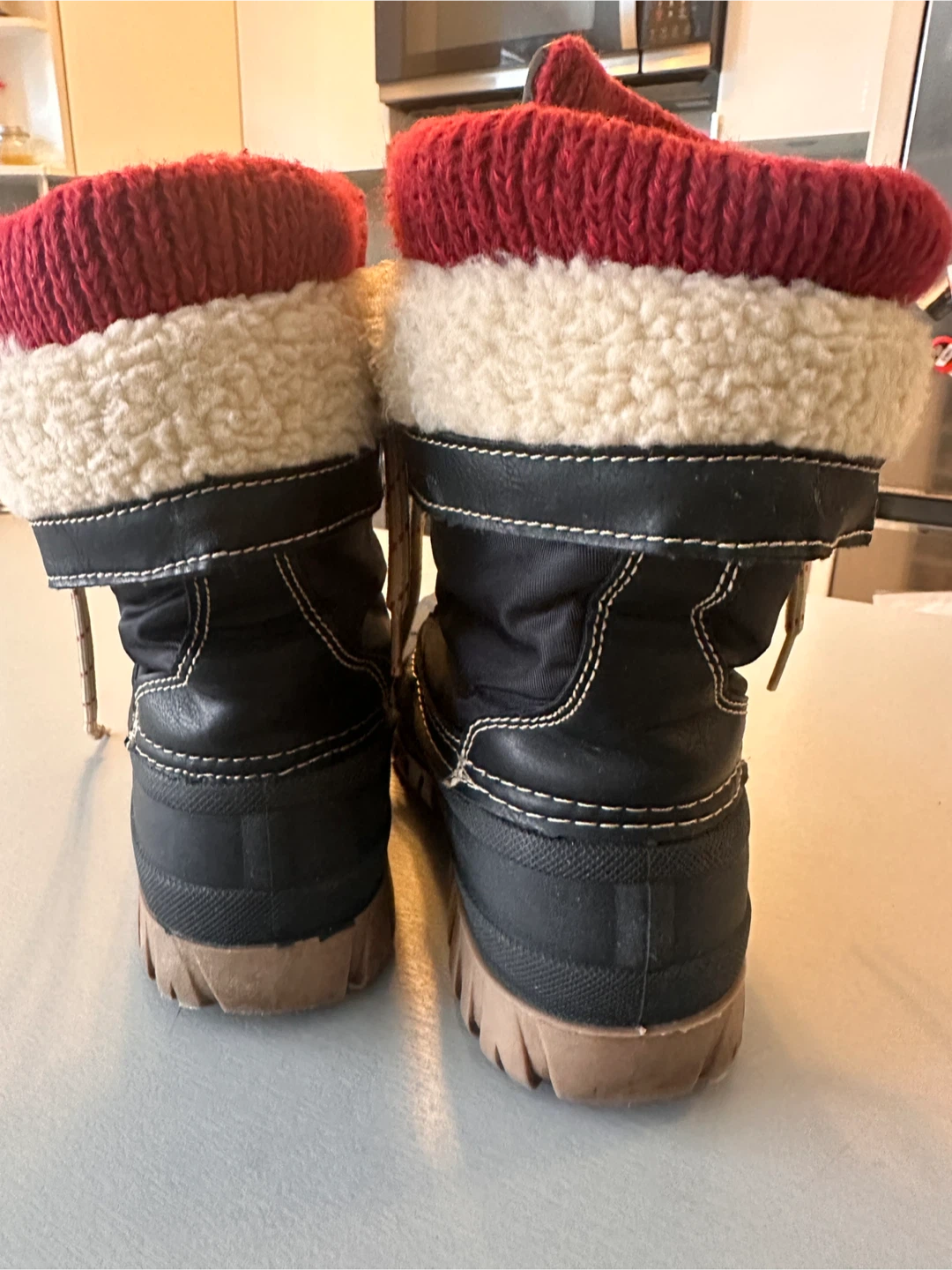 Cougar Storm Women’s Winter Boots Size 6US - photo 4