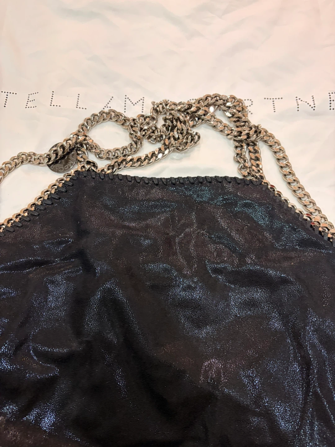 Stella McCartney Falabella like black bag with a silver chain - photo 2