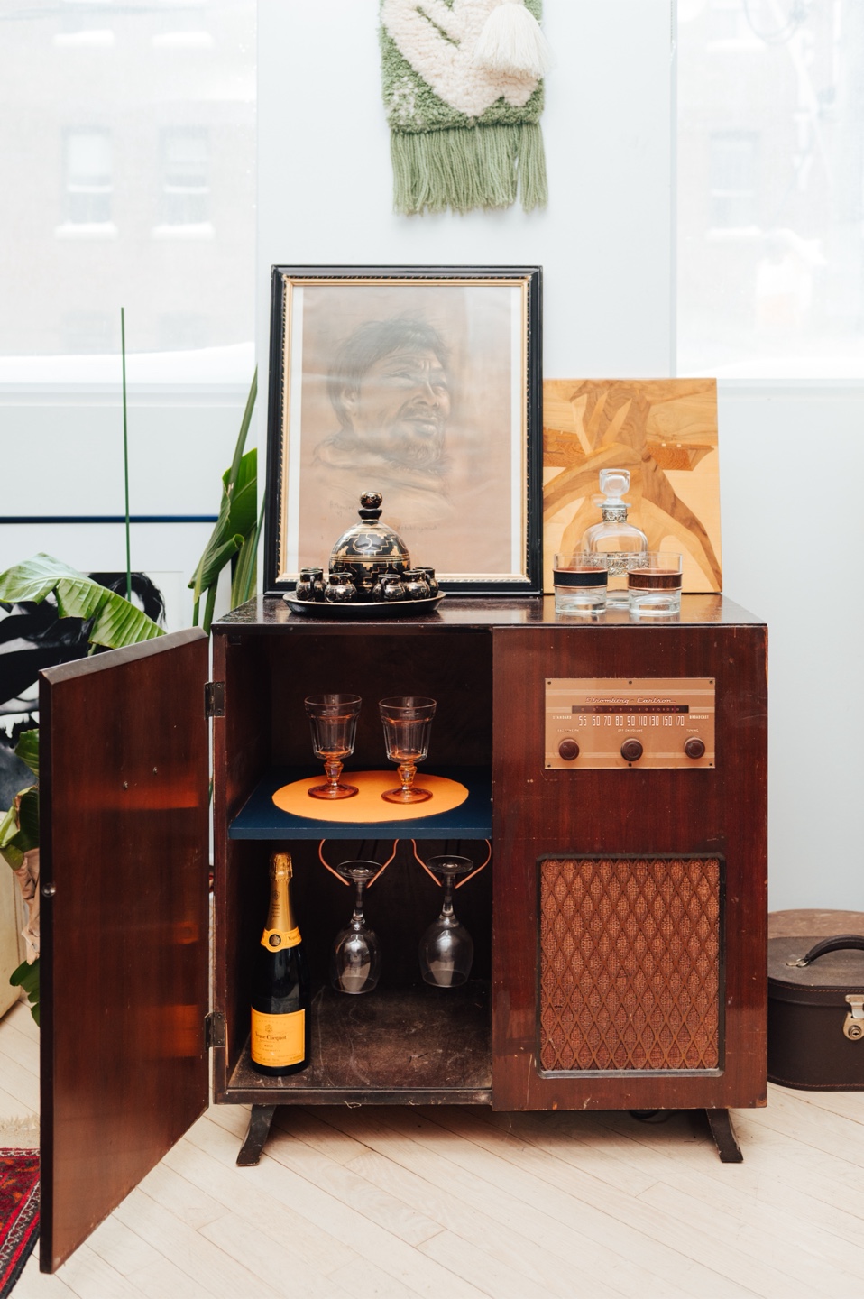 MCM Vintage Radio Bar Cabinet — Working AM Radio