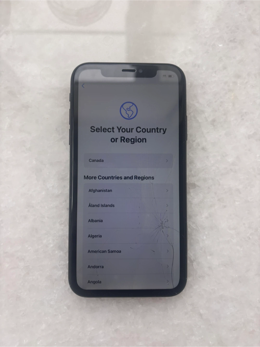 iPhone XR - 64GB Unlocked