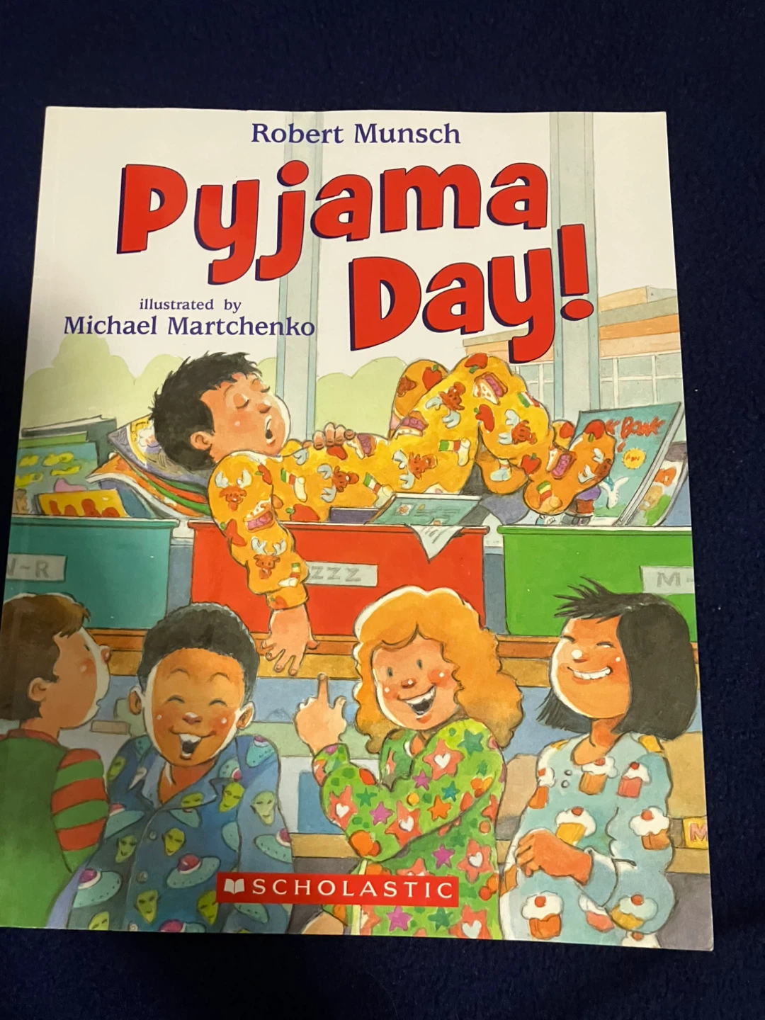 Robert Munsch Children's Books Bundle - photo 3