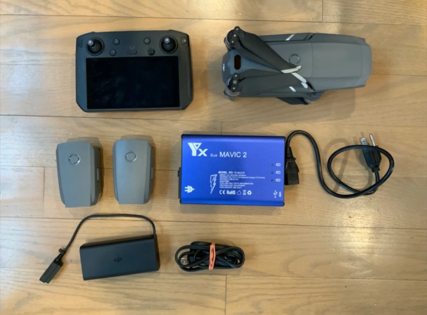 DJI Mavic 2 zoom with Accessories & Case
