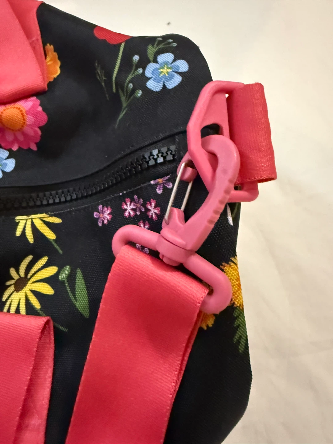 Herschel Floral Print Duffle Bag - photo 3