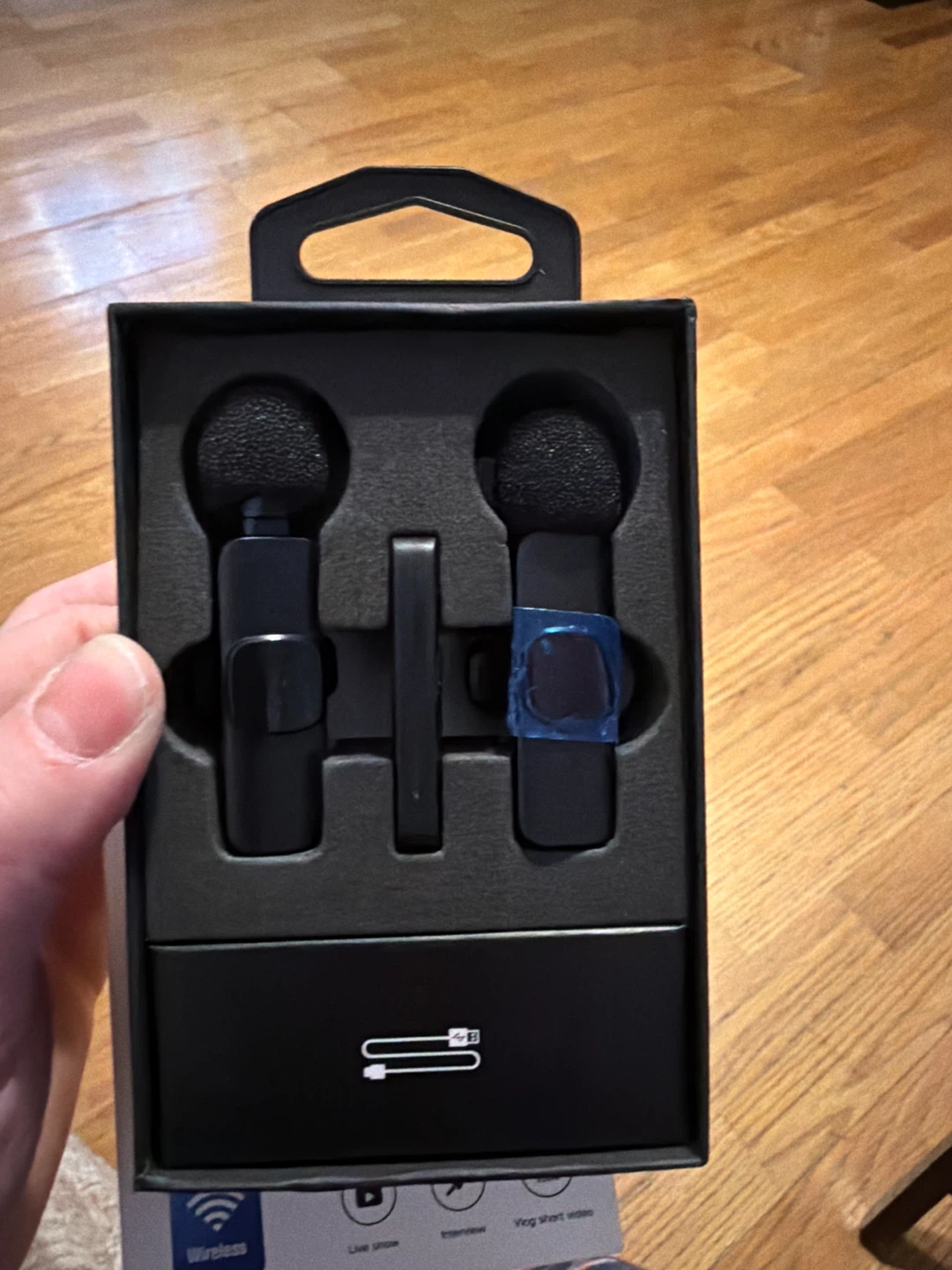 Wireless Lavalier Microphone - New in Box - photo 2