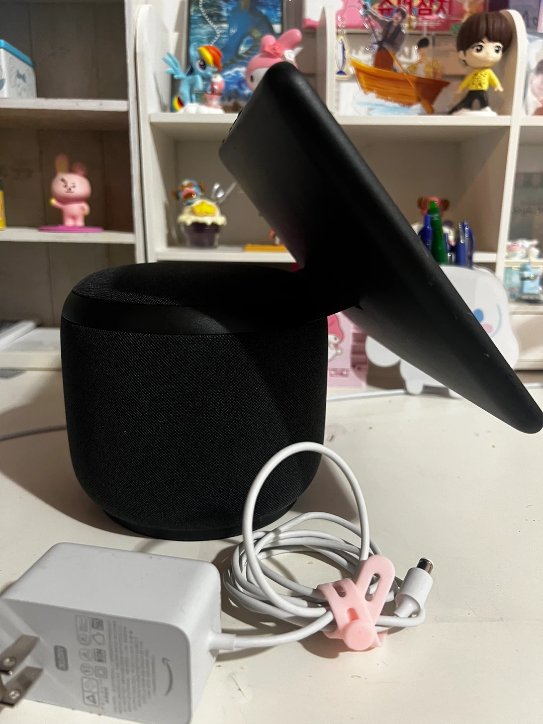 Amazon Echo Show 10 (3rd Gen) Black - photo 4