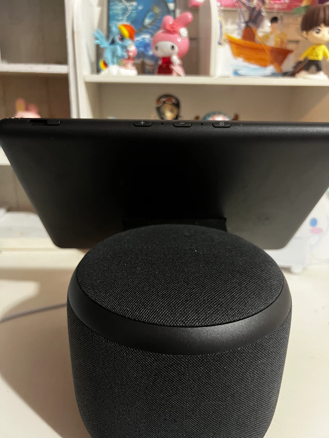 Amazon Echo Show 10 (3rd Gen) Black - photo 3