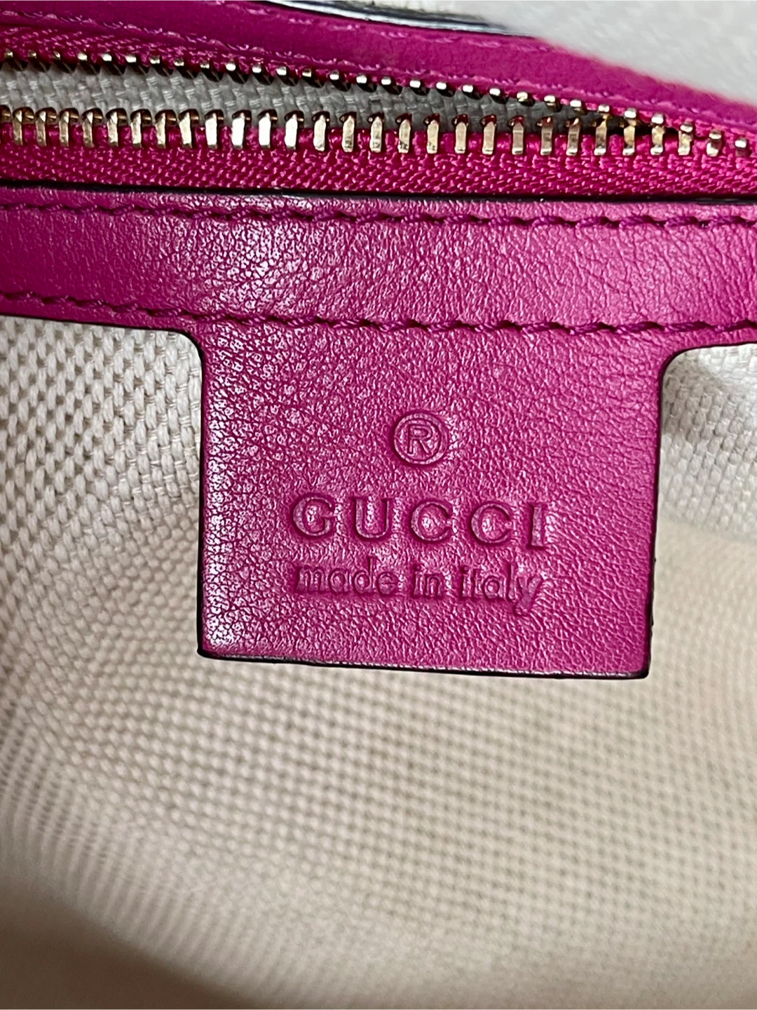 Gucci Soho crossbody Bag - Fuchsia - photo 4