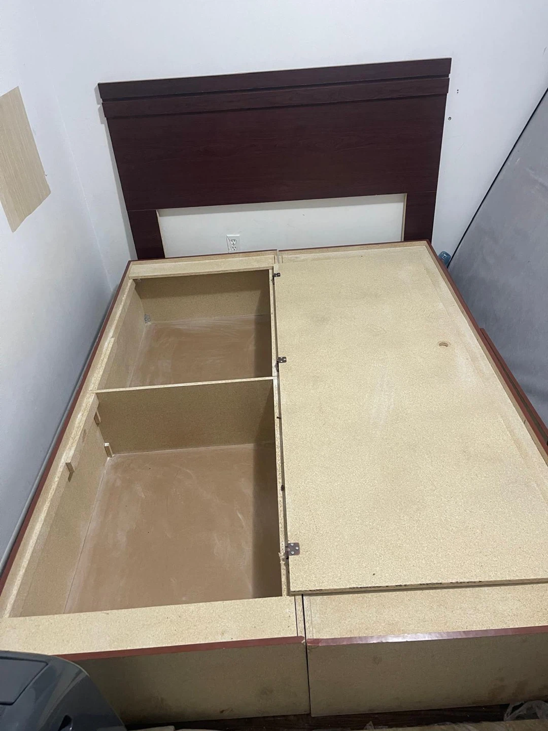 Queen Size Bed Frame with Storage Drawers - photo 5