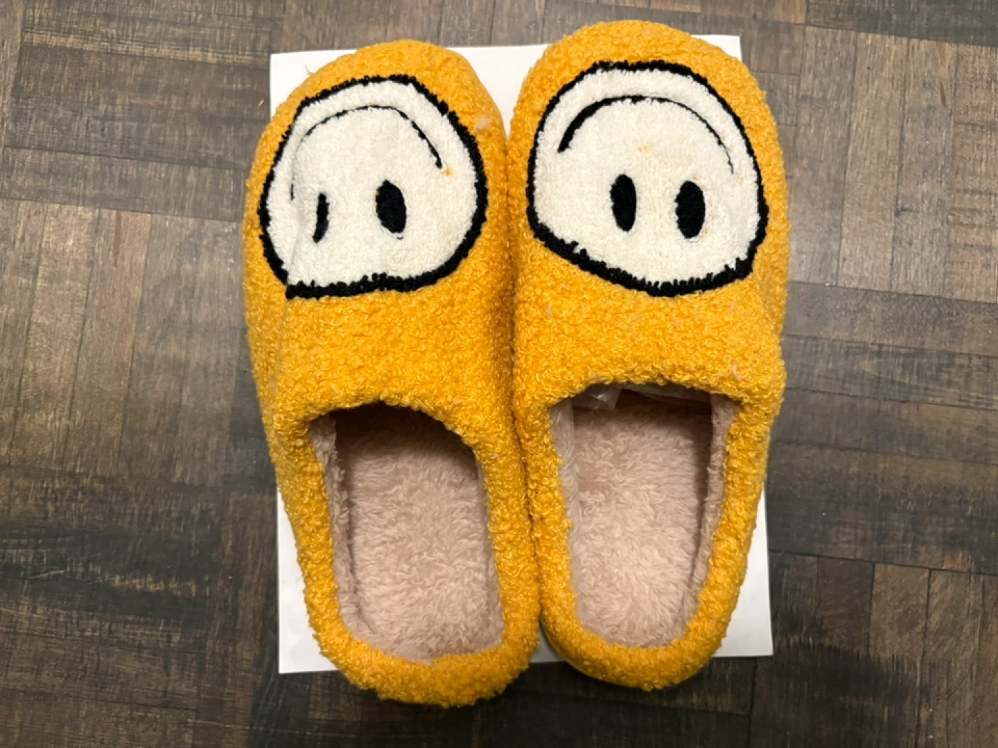 Yellow Cartoon Character Slippers - photo 2