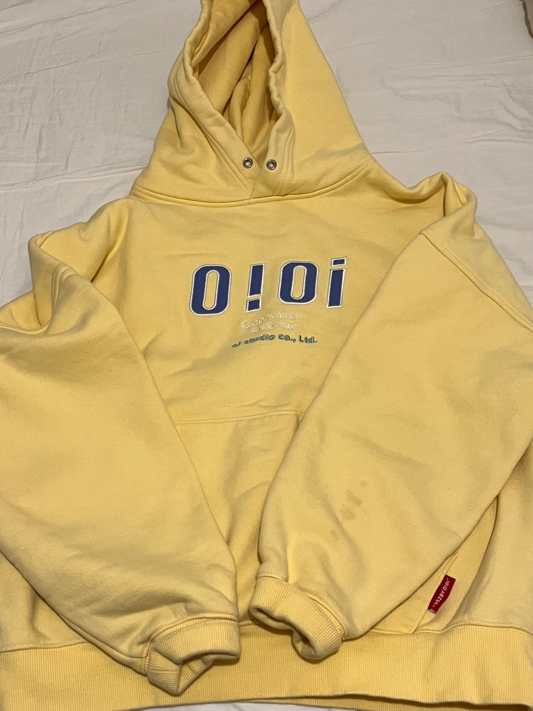 O!Oi Yellow Hoodie