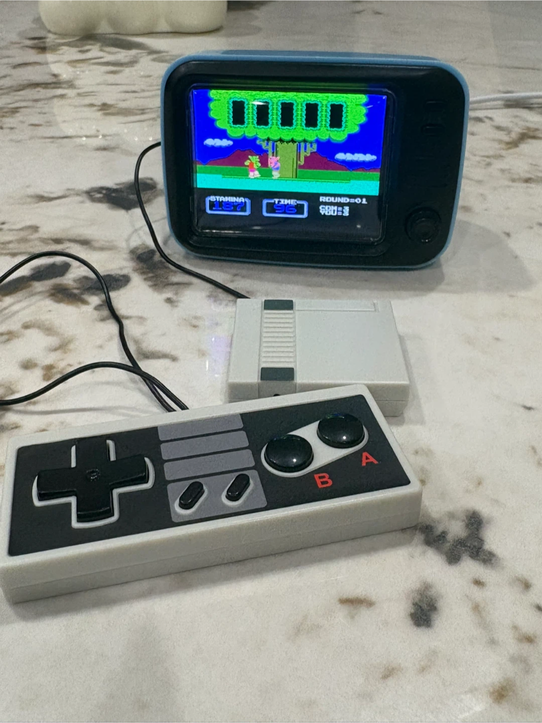 Retro Mini TV Handheld Game Console - photo 4