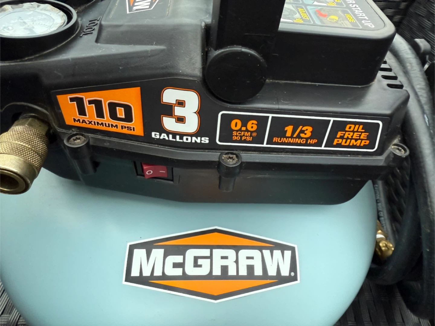 McGraw 3 Gallon Oil Free Portable Air Compressor - photo 2
