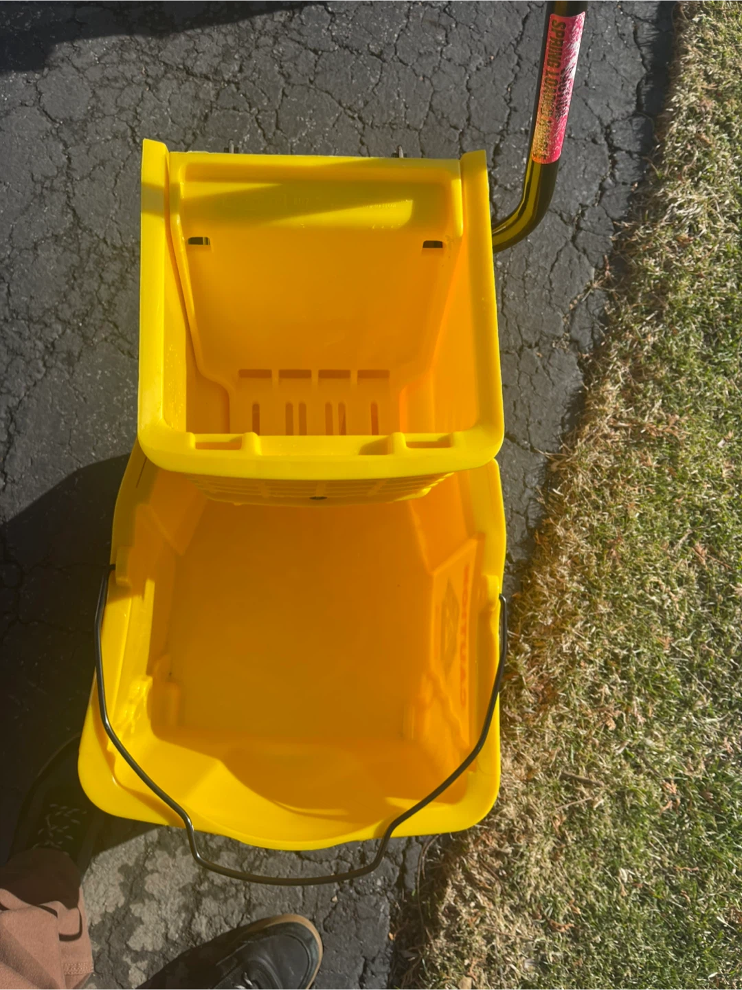 Yellow Mop Bucket with Wringer - photo 4