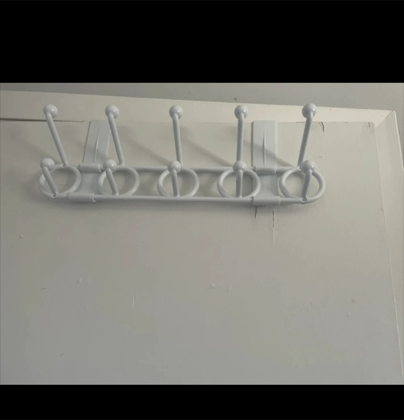 White Over-the-Door Hook Rack 🥕