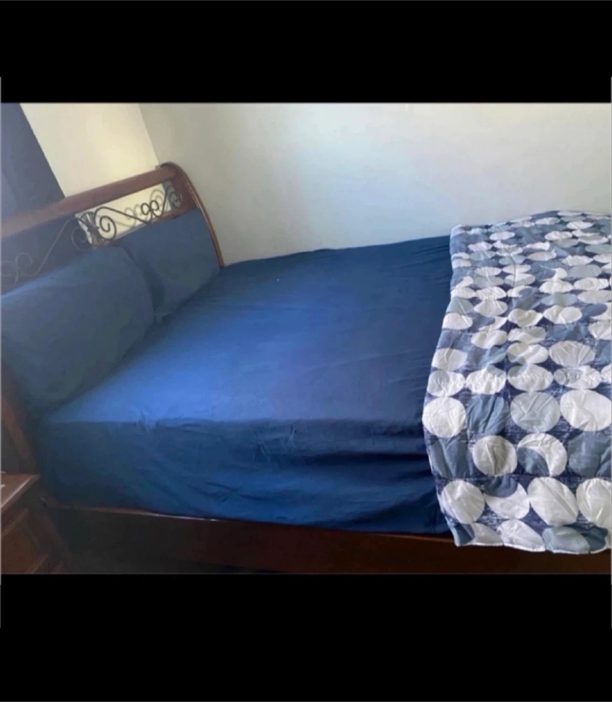 Bedroom Set- 4 piece set wooden brown 🥕