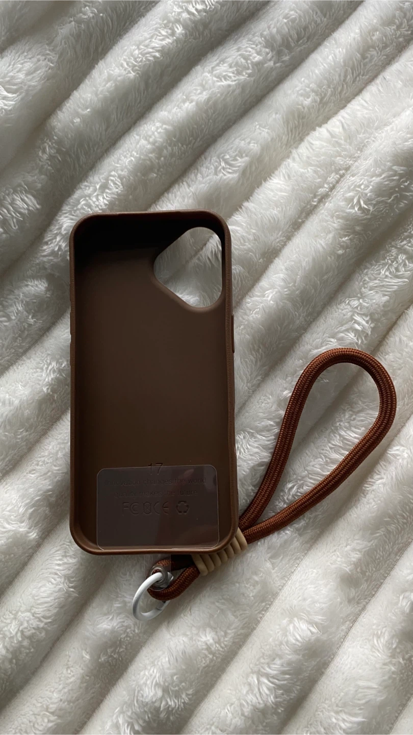 iPhone 17 Brown case- Brand new - photo 2