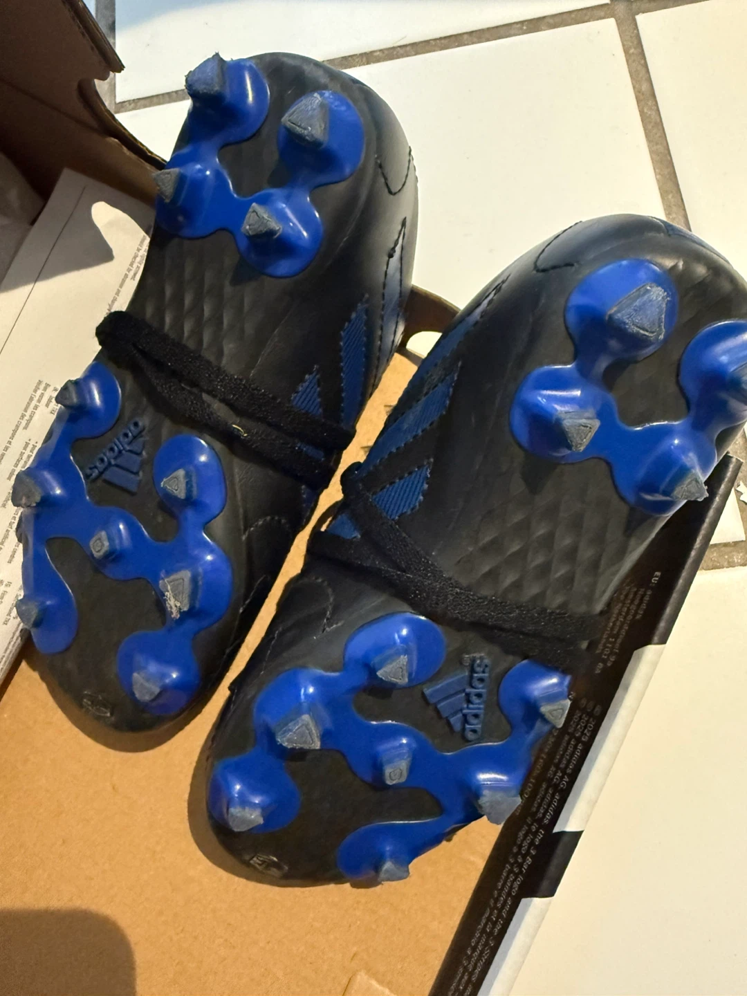 Adidas Black/Blue kids Soccer Cleats Size 11 - photo 2