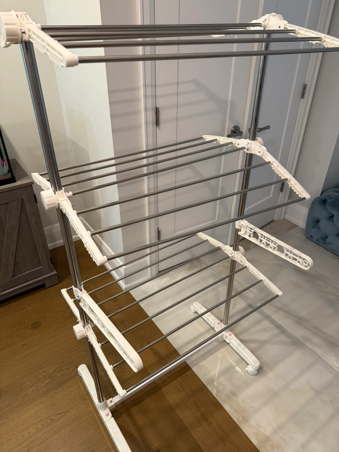Adjustable Clothes Drying Rack - photo 2