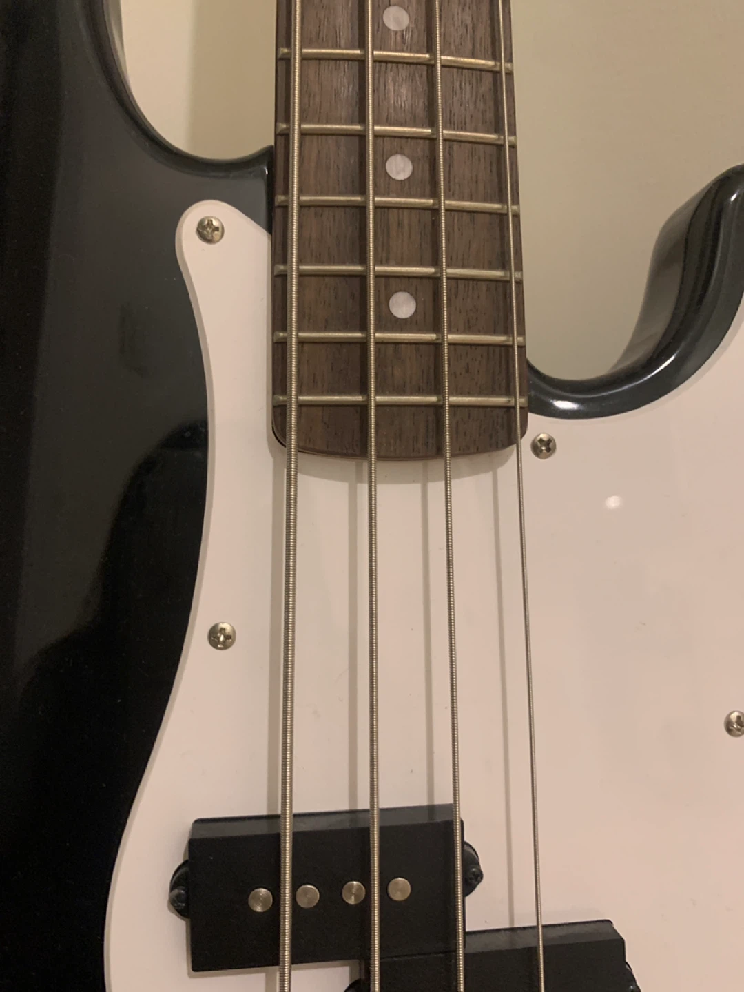 Squier Mini Precision Bass Guitar - photo 4