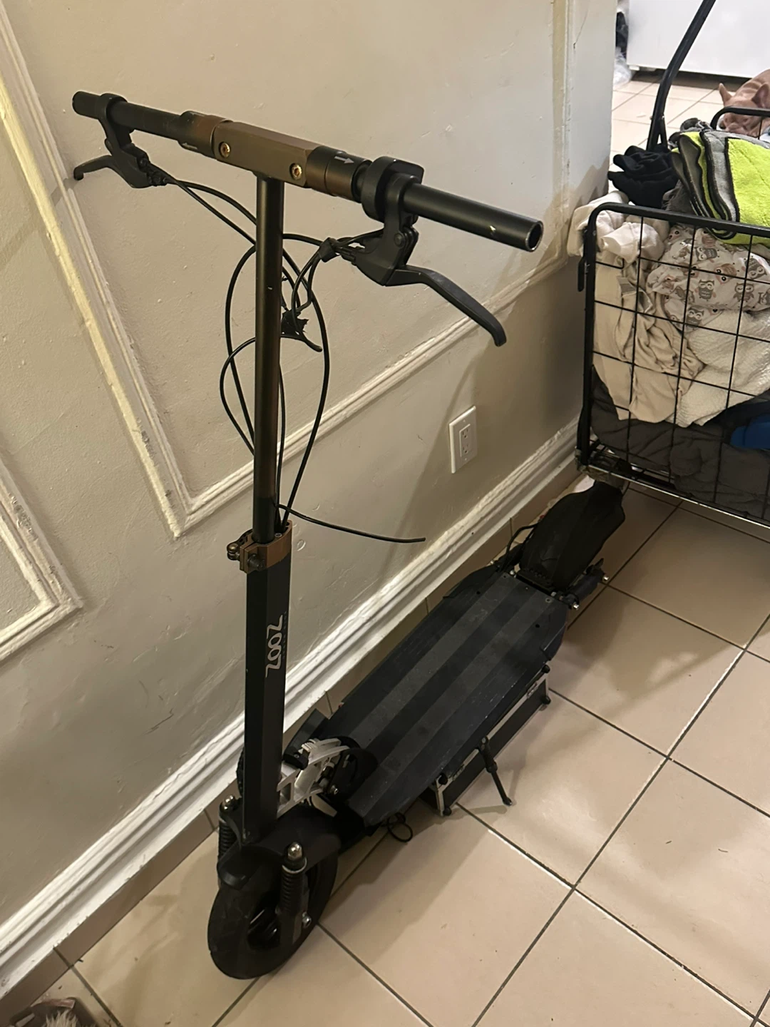 ZOOZ Urban Ultralight Flex Electric Scooter - photo 2