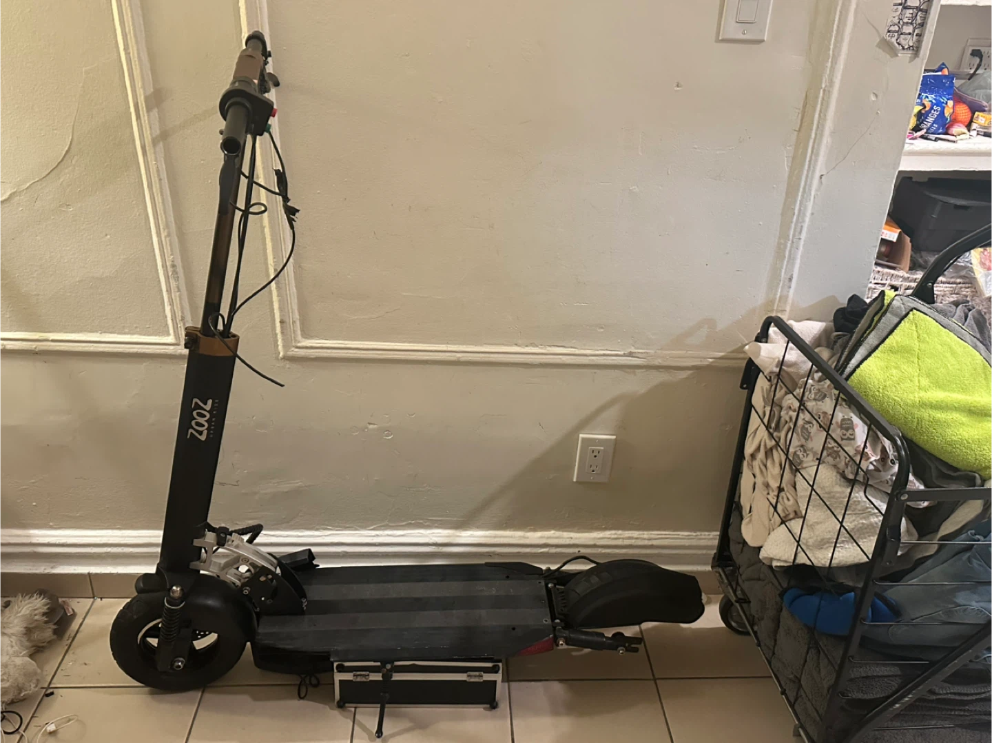 ZOOZ Urban Ultralight Flex Electric Scooter
