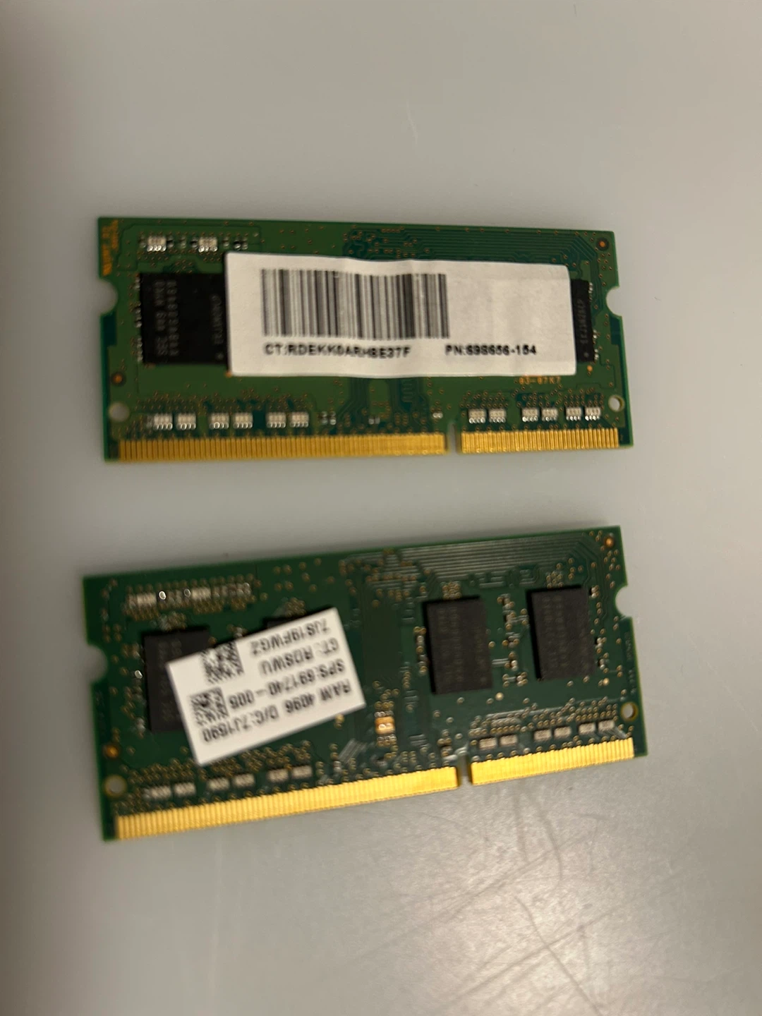Samsung 4GB PC3 RAM Memory - photo 2