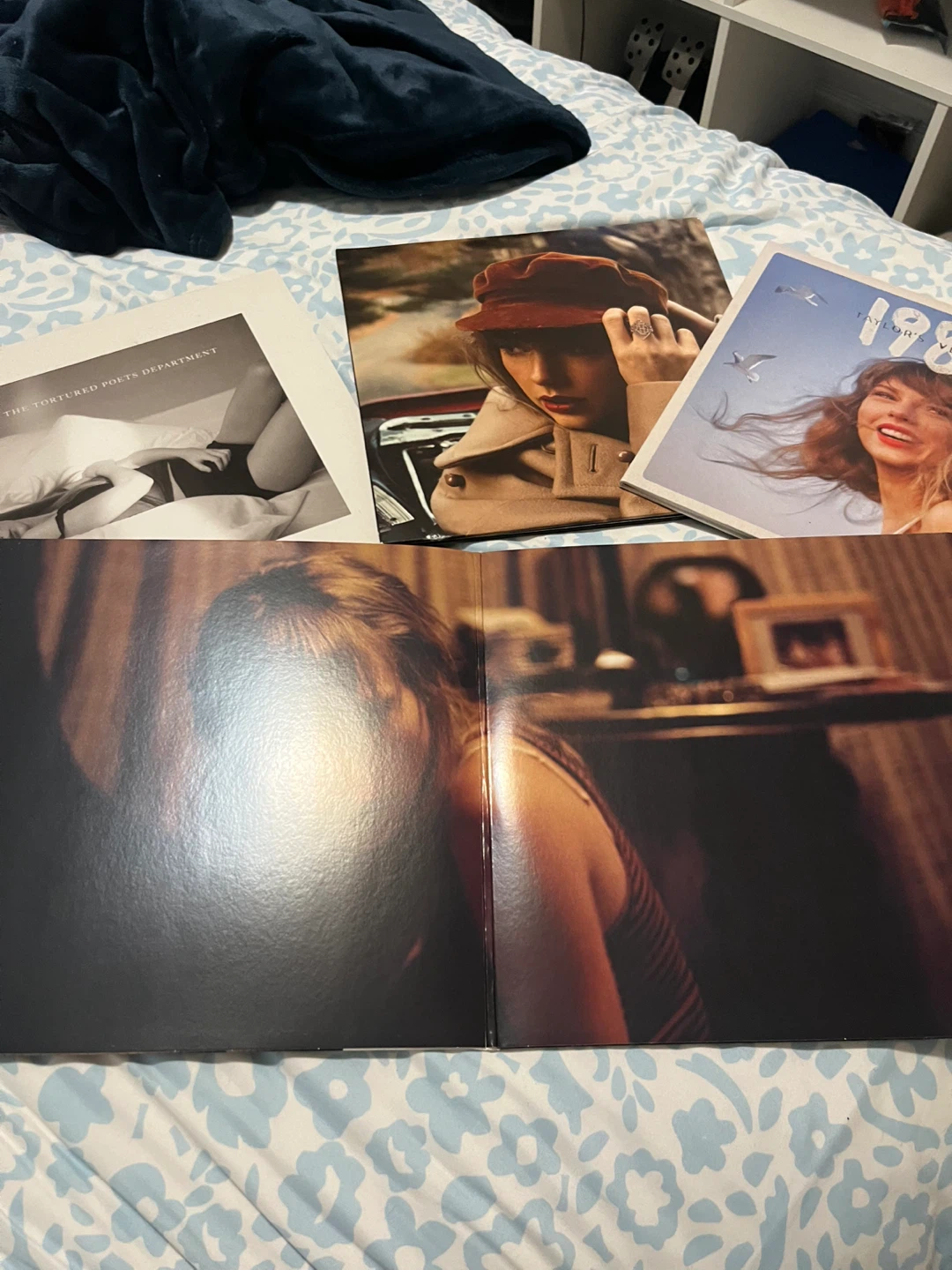 Taylor Swift Vinyl Records: 1989, Midnights, Tortured Poets - photo 4