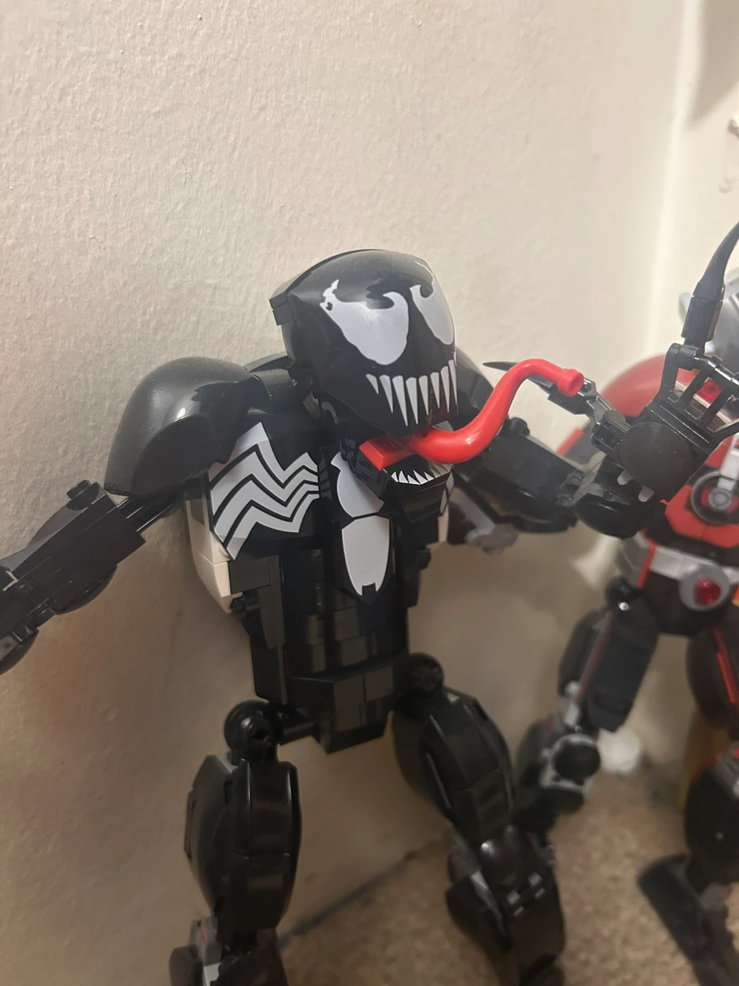 LEGO Marvel Figures - Venom, Groot, Ant-Man, Wolverine🥕 - photo 5