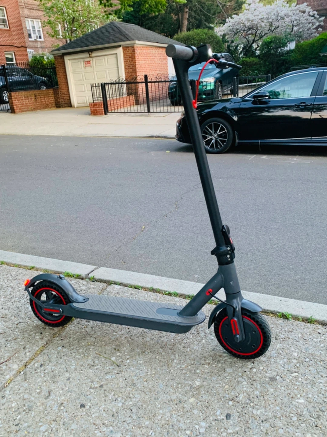 Brand new condition used for 2-3 times only run fast 31mph