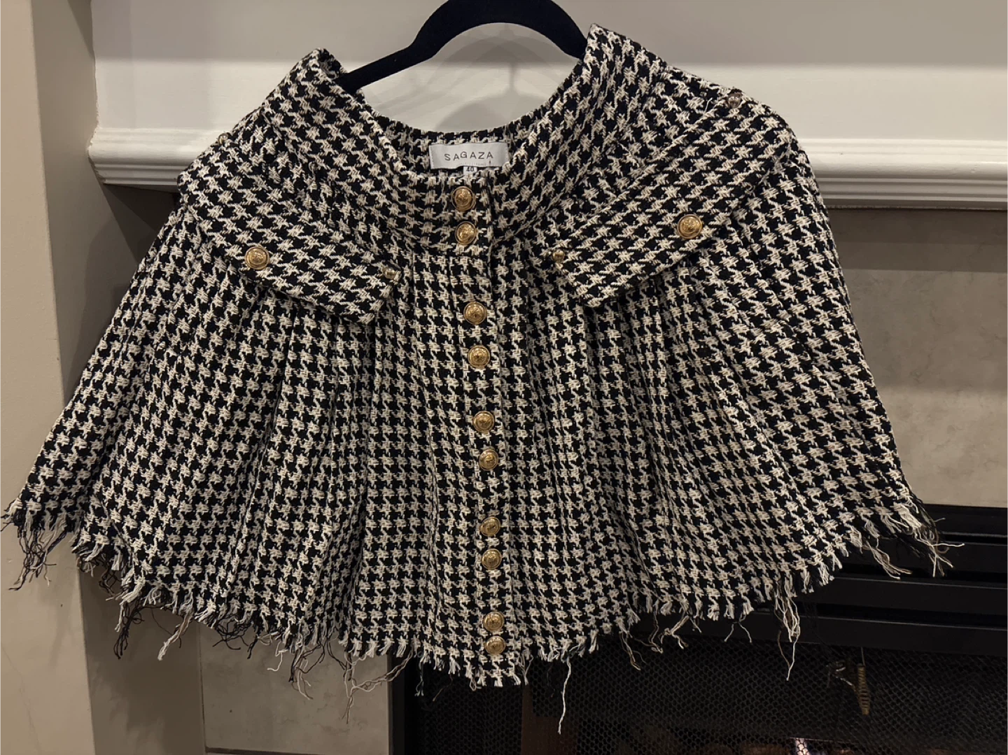 Sagaza Houndstooth Cape - Size 40