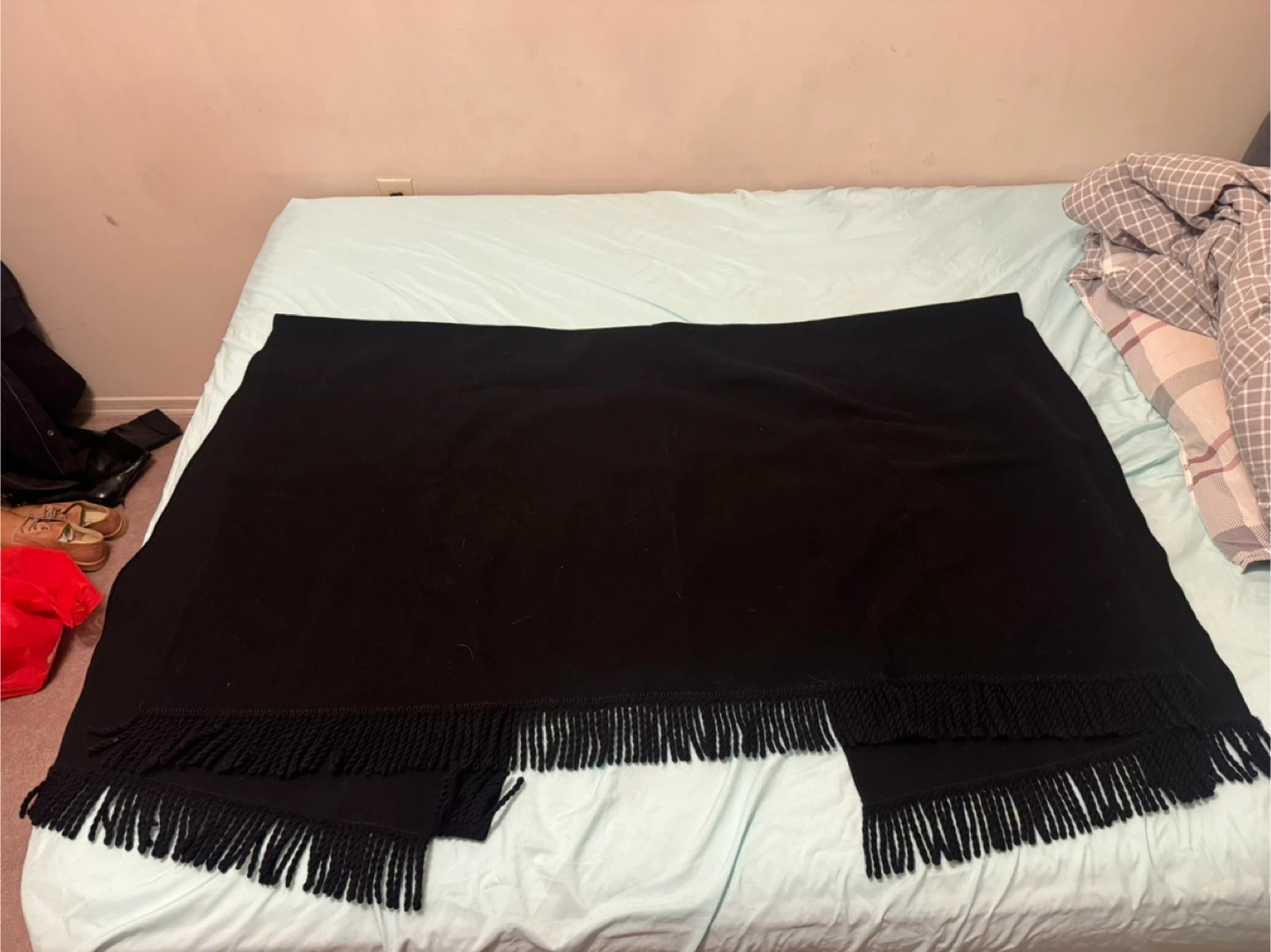 Holt Renfrew Black Fringe Poncho - photo 4