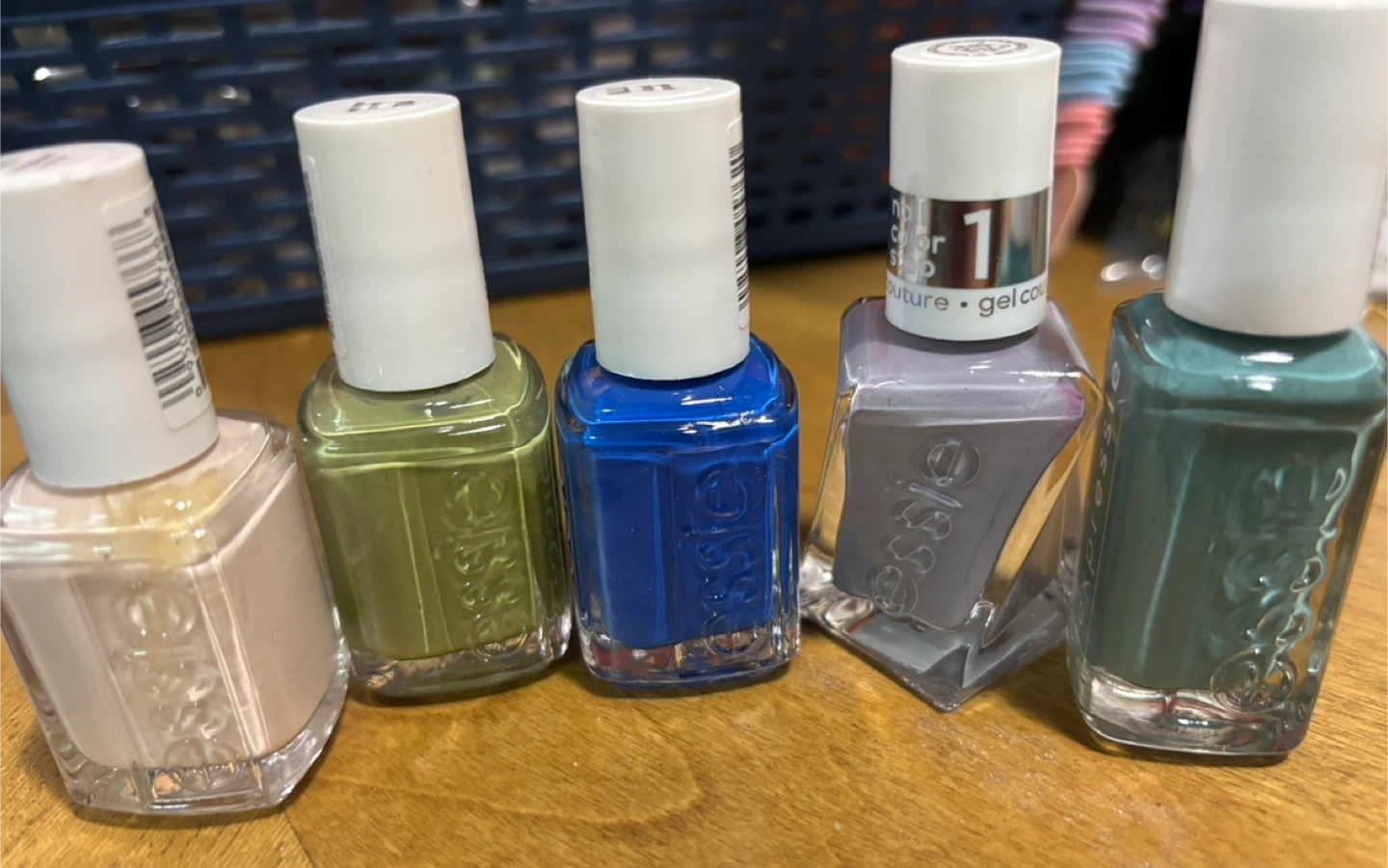 Brand New-Lot of 10-Essie Nail Polish Bundle-Lot A