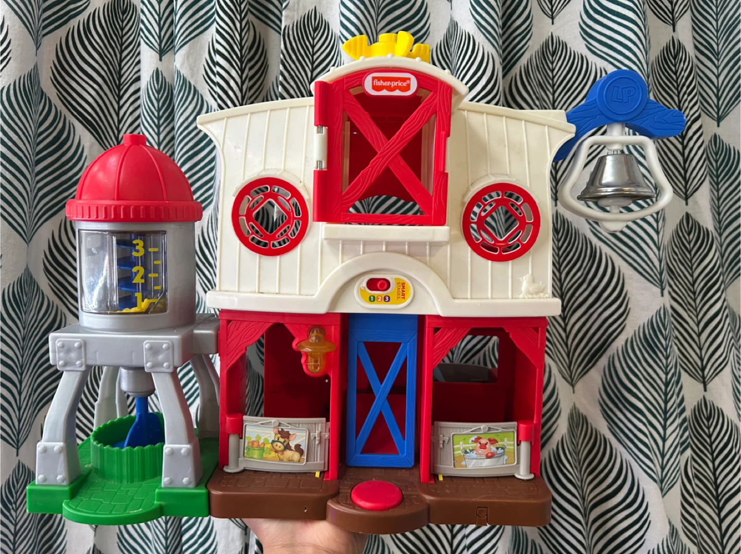 Fisher-Price  Toddler Learning/Caring for Animals Farm 🥕