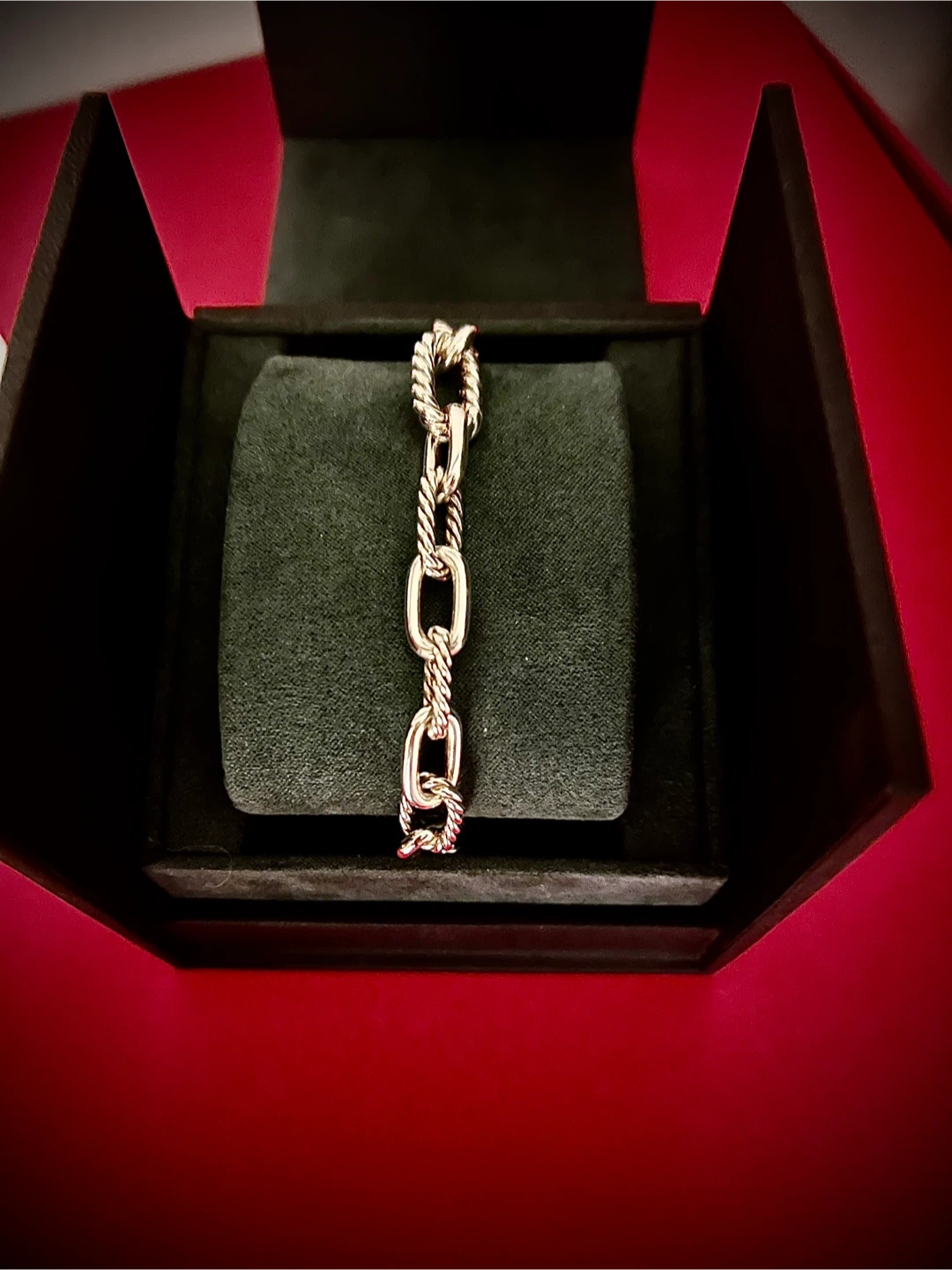 David Yurman Madison Bracelet, Silver, 8.5mm (Retail $800) - photo 3