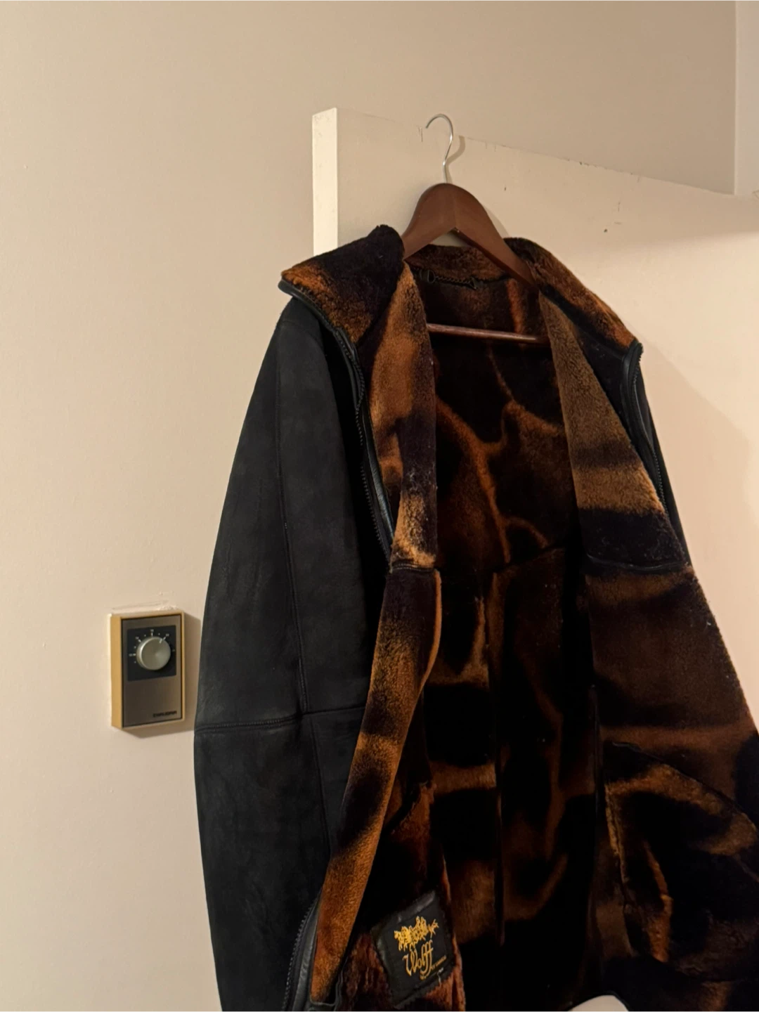 Women’s Wolff Canada Black Shearling Coat, Size M - photo 3