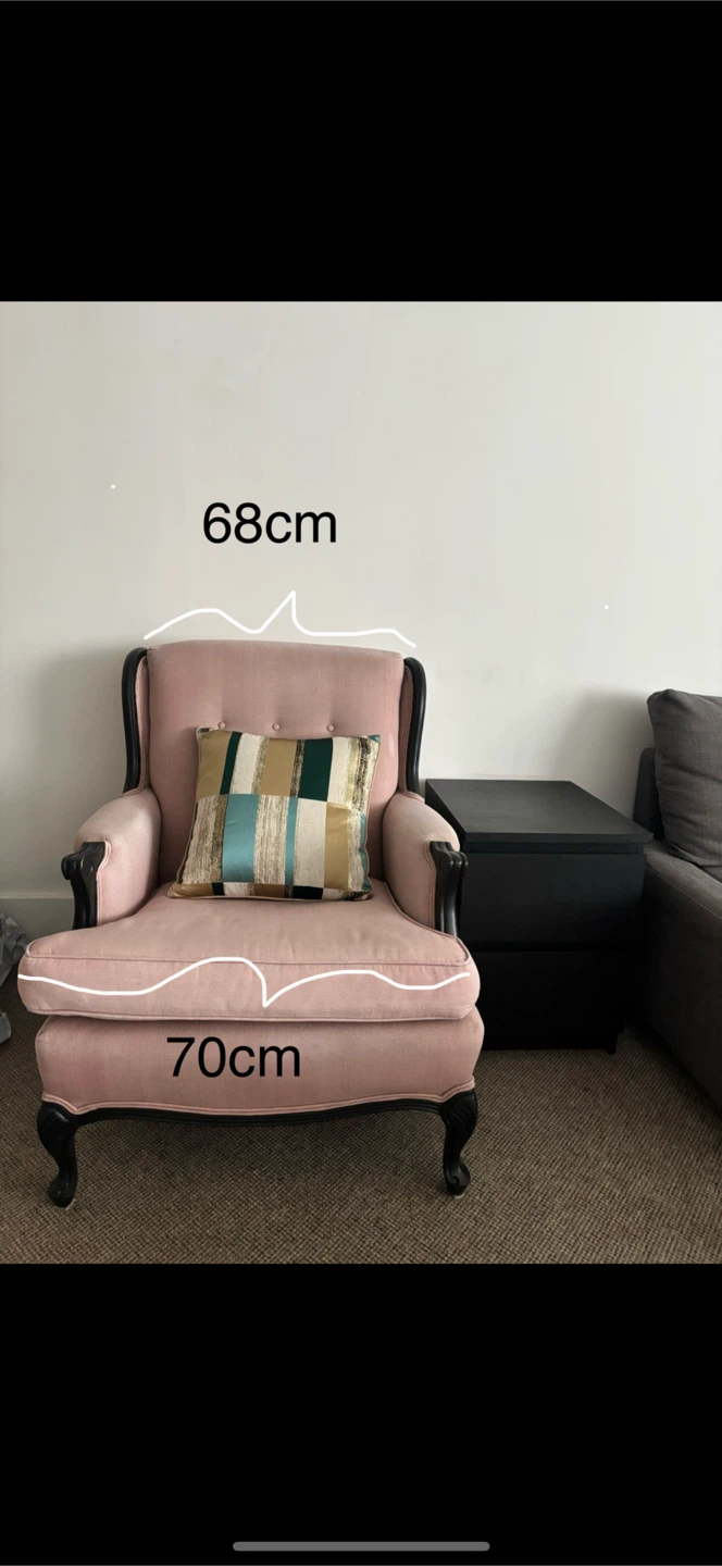Pink Armchair - photo 3