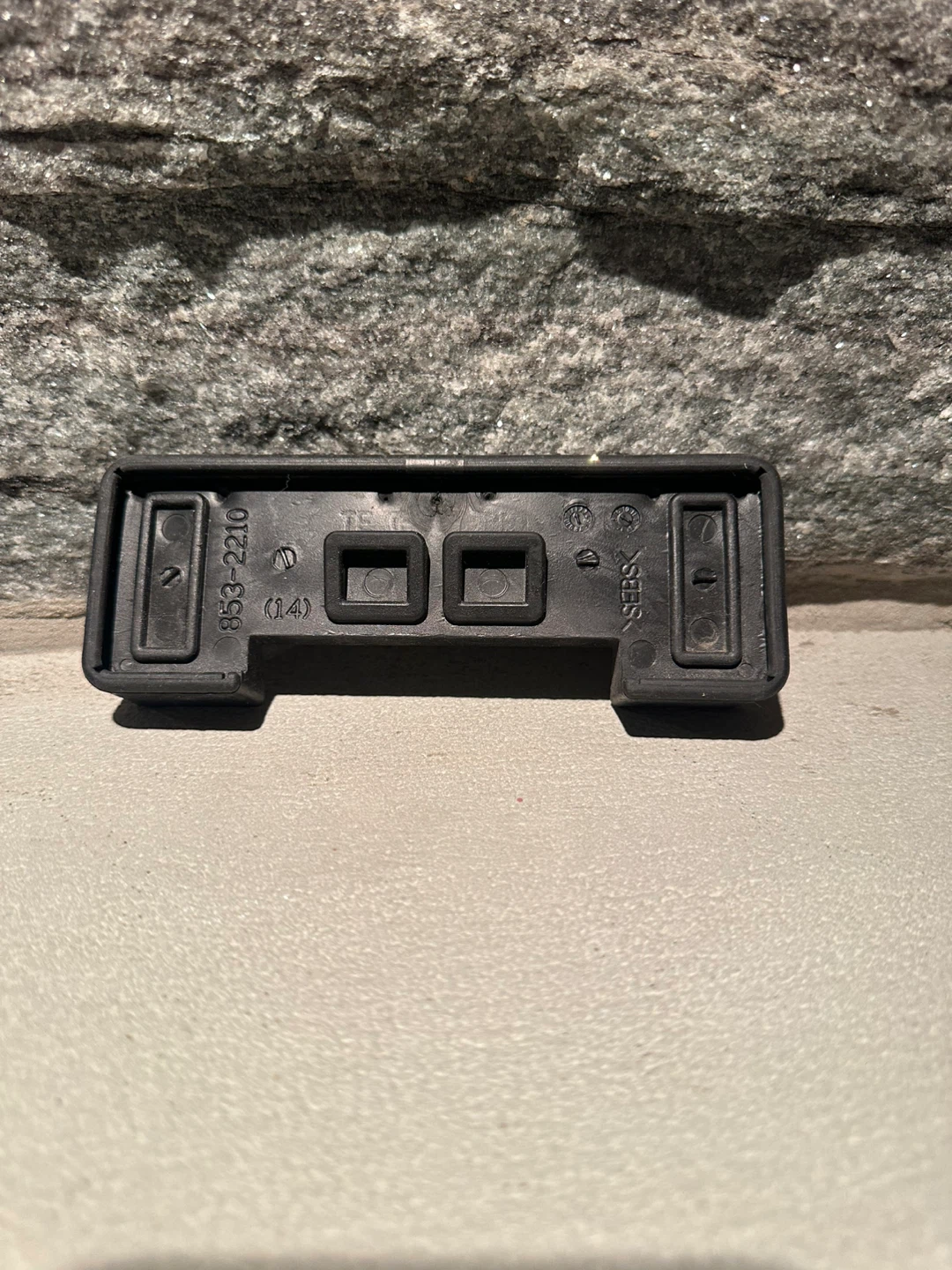 Thule roof rack attachment - photo 3