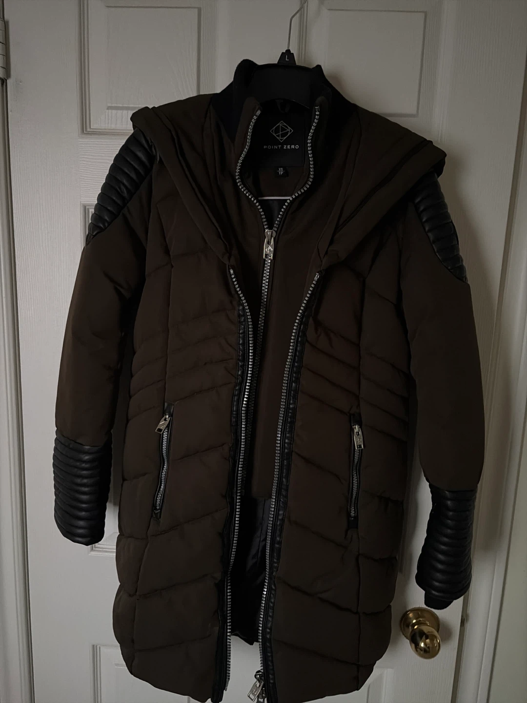 Point Zero Olive Green Puffer Coat 🥕
