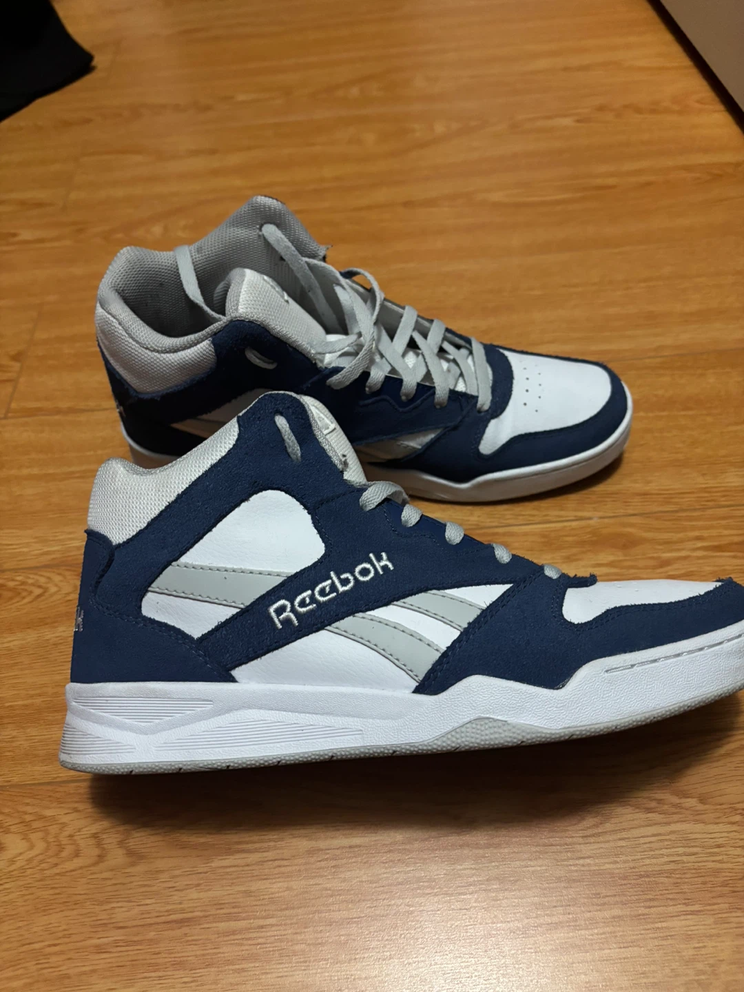 Reebok High Top Sneakers - Size 10